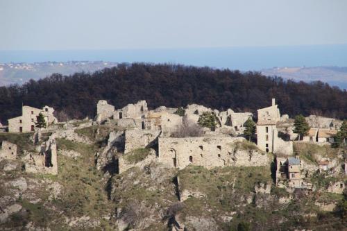an old village on the side of a mountain at Prati di Maja B&B in Miglianico