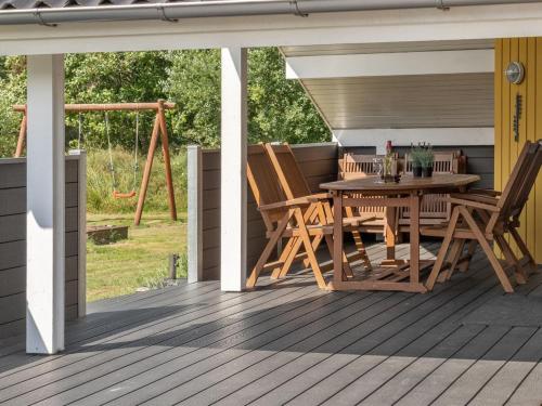 Patio nebo venkovní prostory v ubytování Holiday Home Euphemia - 900m from the sea by Interhome