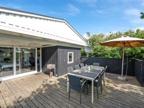 Patio nebo venkovní prostory v ubytování Holiday Home Anund - 1-4km from the sea by Interhome