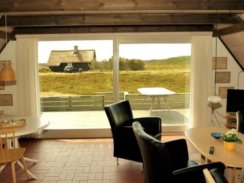 Posezení v ubytování Holiday Home Thorbjörn - from the sea by Interhome