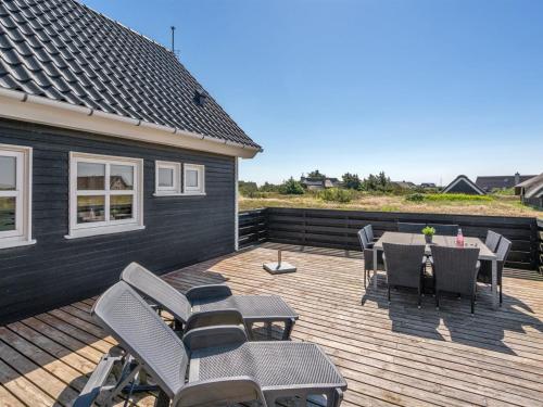 Balkón nebo terasa v ubytování Holiday Home Eliena - 500m from the sea by Interhome