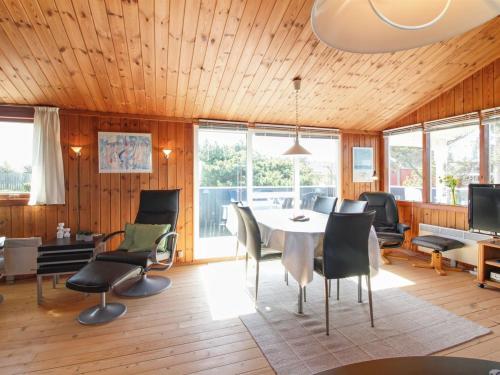 Fotografie z fotogalerie ubytování Holiday Home Hælf - 400m from the sea by Interhome v destinaci Løkken