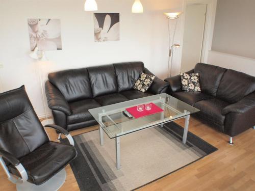 Posezení v ubytování Apartment Britta - 100m from the sea by Interhome
