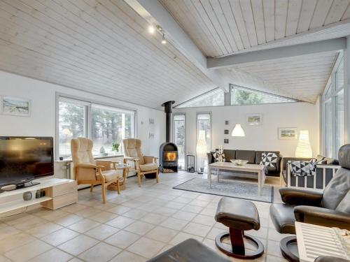 Posezení v ubytování Holiday Home Antonella - 850m from the sea by Interhome