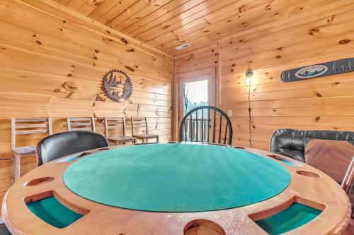 The Circle Of Life, Hot Tub, Theater Room, 560 FREE tickets each paid day photo 9