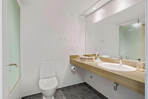 Salle de bains dans l'établissement Hotel Sonderborg Strand