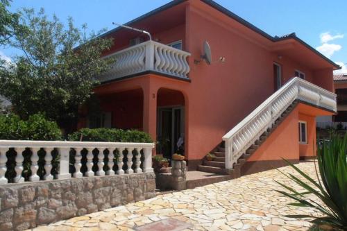 Apartments with a parking space Senj - 5571