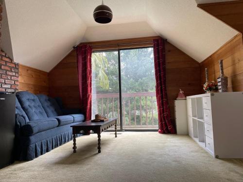 Gallery image of Jason House - Immaculate Suites in a Quiet Seaside Neighbourhood near UVIC in Victoria