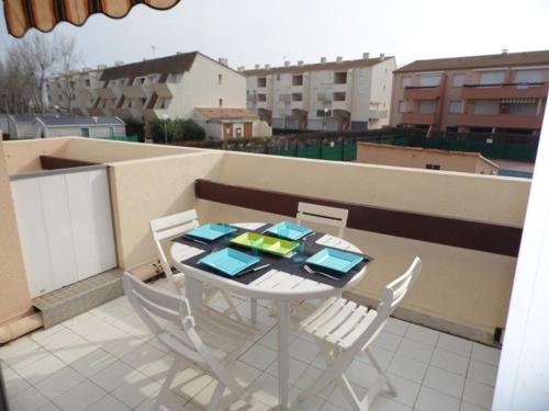 Appartement climatisé 2 pièces, accès direct plage, terrasse et parking privé - FR-1-326-531