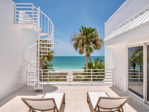 Dream Home – Photos 5