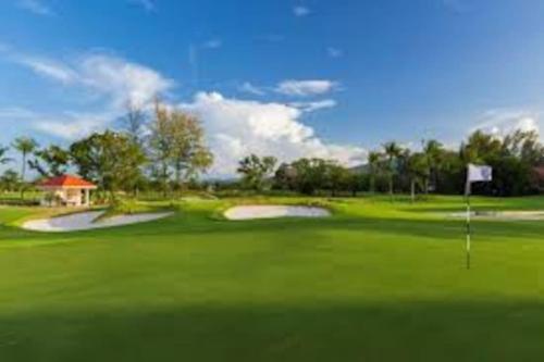 Golf v apartmánu nebo okolí