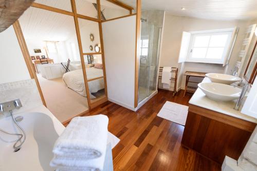 Ένα μπάνιο στο Villa Le Passe simple