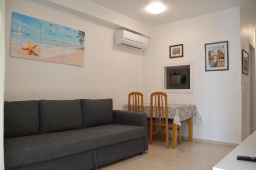 GEMELOS IV Loysan apt. with pool
