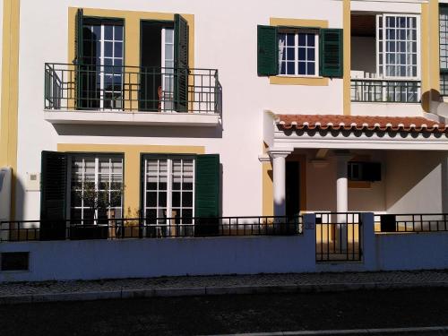 BRIGHT AMBIENCE by Stay in Alentejo