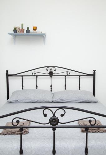 A bed or beds in a room at A casa di Giulia