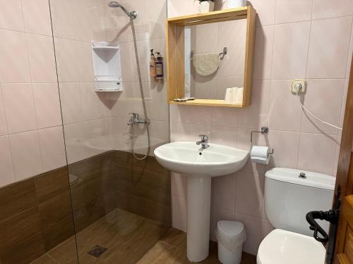 Ванная комната в Hotel Consuegra