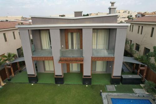 villa with pool – Photos 2