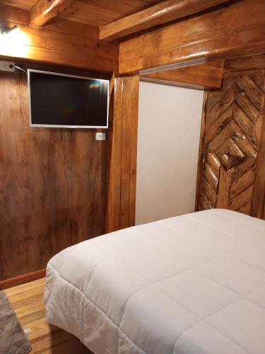 Gallery image of ATALLARO Hospedaje in Otavalo