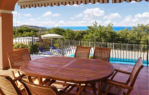 Φυσικό τοπίο κοντά σε αυτή η παραθεριστική κατοικία