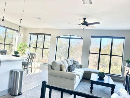Hill Country Tree House – Photos 3