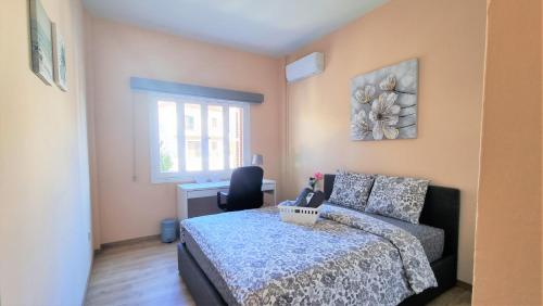 Ένα ή περισσότερα κρεβάτια σε δωμάτιο στο The Urban Oasis - Comfort 2br near the City Center, 200Mbit Internet and Smart TV