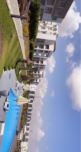 Sidi Abd El-Rahman Amwaj duplex HUGE garden pool.