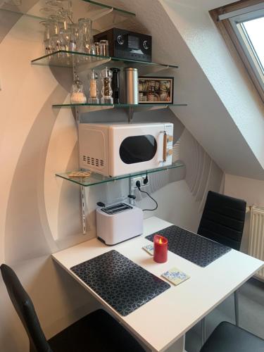 Η κουζίνα ή μικρή κουζίνα στο Best-Preis -VIP Lounge- mit Netflix, Self-Check-In, eBike Ladestation, Fahrradraum, WLAN und Netflix - direkt am Elberadweg im Herzen von Wittenberge