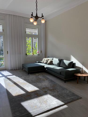 B16 Gellert Apartment Budapest