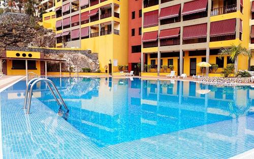 Lovely 1-bedroom apartment whit pool