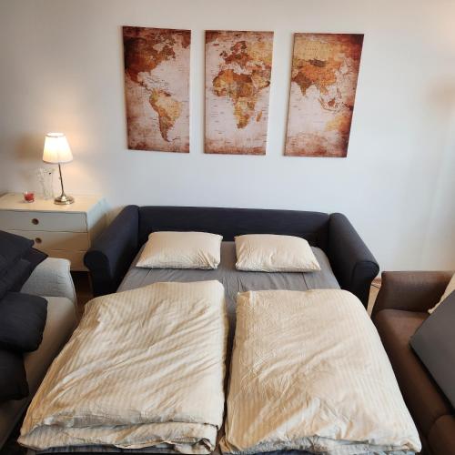 Lovely Apartment for 4 on the Danube River - Free Private Parking