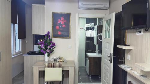 Koupelna v ubytování BeyazitHan Suites Old City