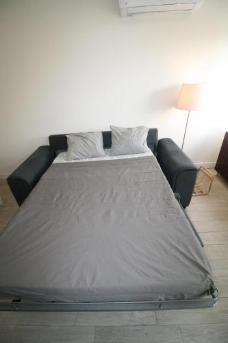 Postel nebo postele na pokoji v ubytování Downtown Dreams