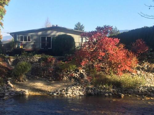 Creekside Boutique 2 Bedroom Suite