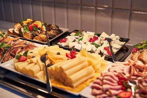 Mad på lejlighedshotellet eller i nærheden