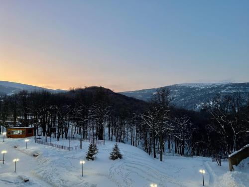 Το Toon Kechi with balcony τον χειμώνα