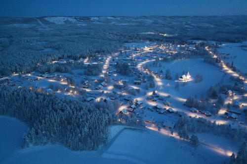 Cozy house in heart of Swedish Lapland v zimě