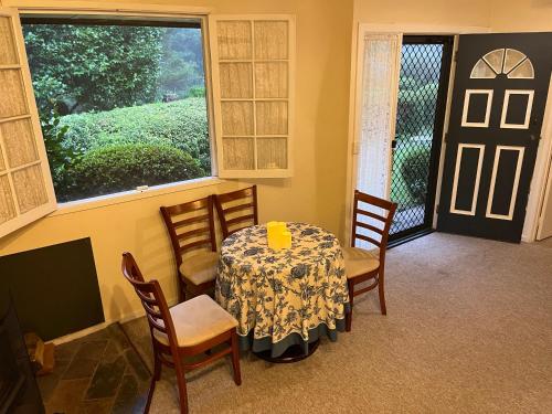 Χώρος καθιστικού στο English Gardens - Garden Retreat