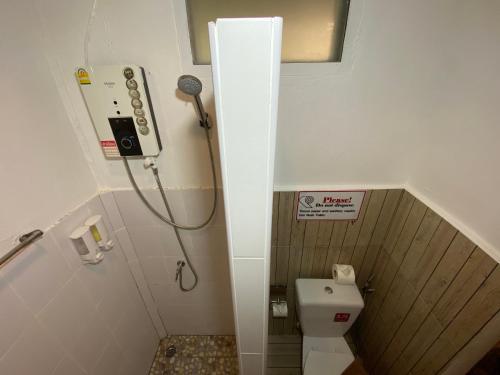 Bilik mandi di Pagi Pagi villas