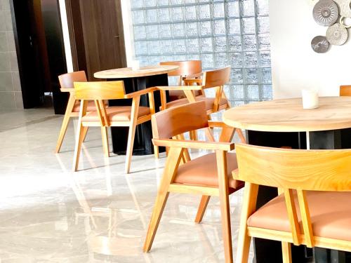 Restoran atau tempat lain untuk makan di U Mall Apartments - 400m to Sokha Beach