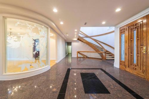 West Vancouver Seaview Luxury House