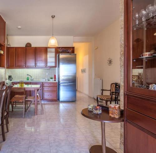 Η κουζίνα ή μικρή κουζίνα στο Elena's Apartment