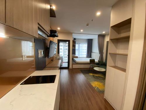 Η κουζίνα ή μικρή κουζίνα στο Lahomestay 1PN Tiện Nghi Được Khách Yêu Thích