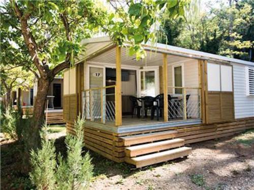 Relaxing Chateau Laval - Comfort mobile home - 3 rooms - 4 persons