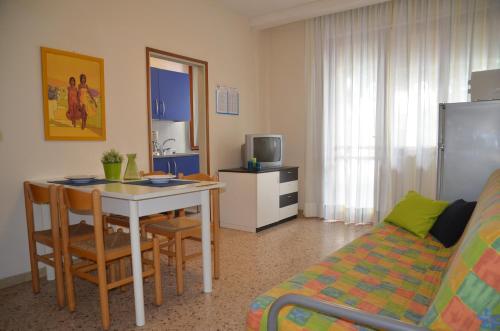 Køkken eller tekøkken på Appartamenti Villa Frediana