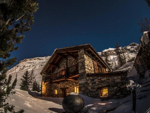 Magnifique Chalet au Calme près des Remontées Mécaniques à Val-d'Isère - FR-1-519-32