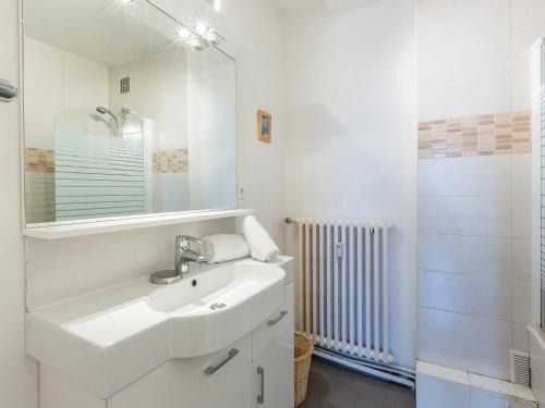 Appartement spacieux pour 7 pers., centre-ville, proche pistes, avec WIFI