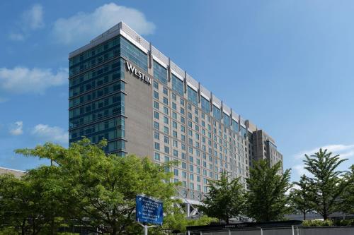 The Westin Boston Seaport District Image