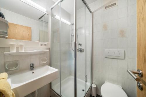Ένα μπάνιο στο Kammerhof Apartment Birne