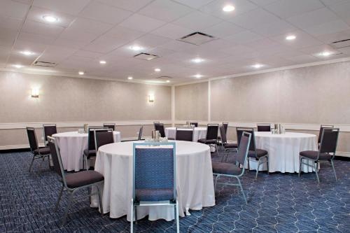 Konferenční prostory v ubytování Sheraton Cavalier Saskatoon Hotel