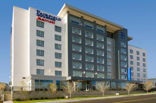 uma representação de um edifício hoteleiro em Fairfield Inn and Suites by Marriott Nashville Downtown/The Gulch em Nashville